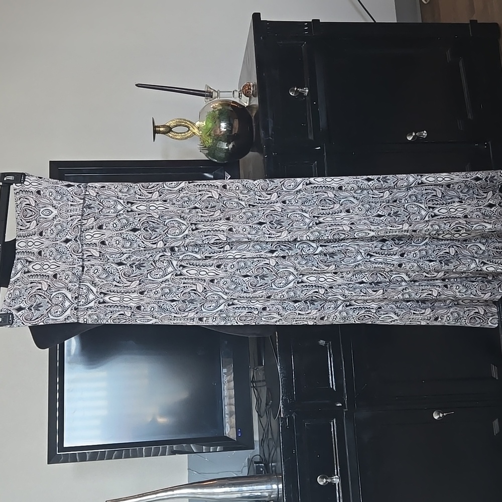 🫶🏽4/$15 Paisley print Artisan NY maxi skirt